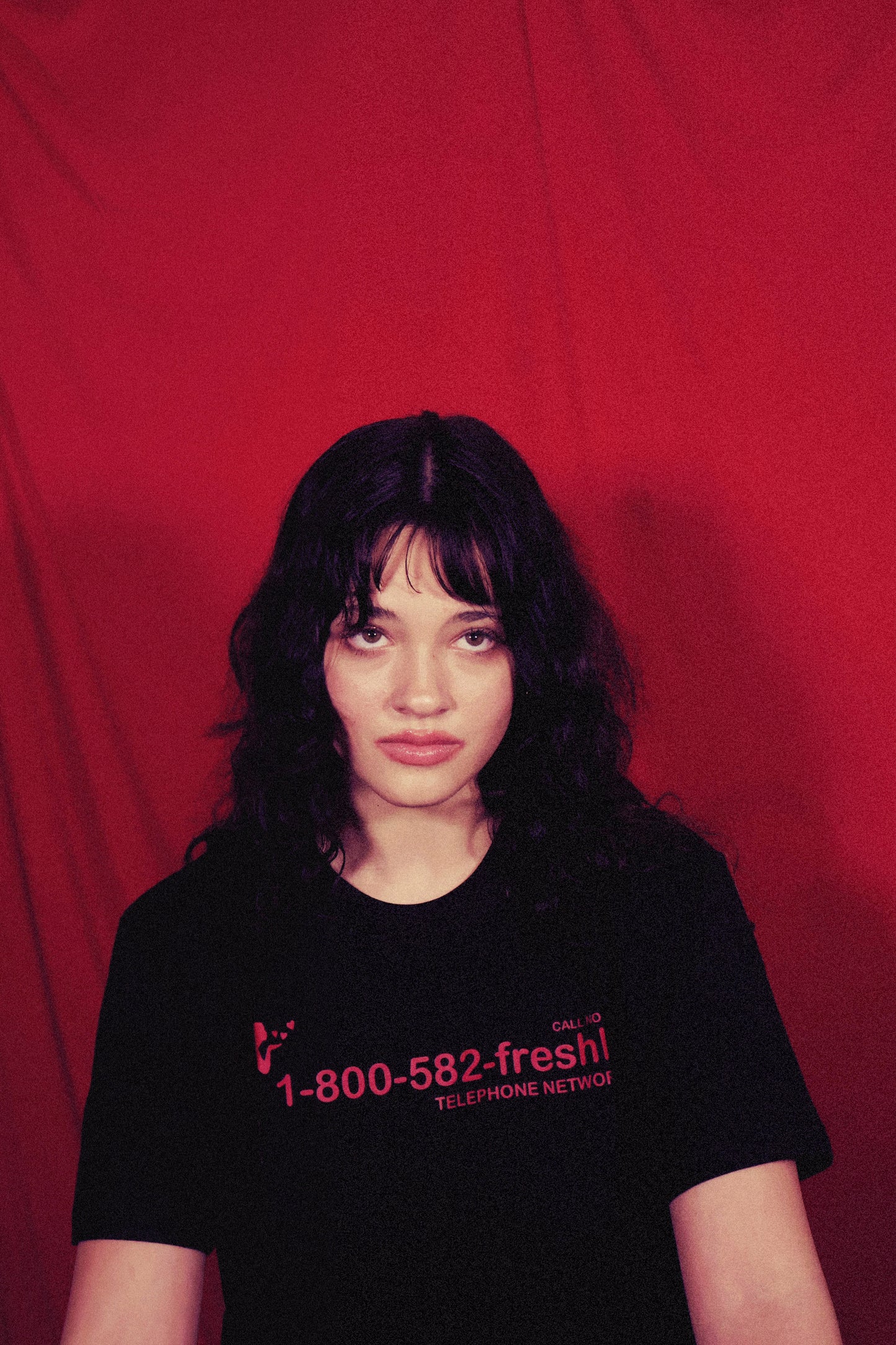 1-800-582-freshh HOTLINE TEE
